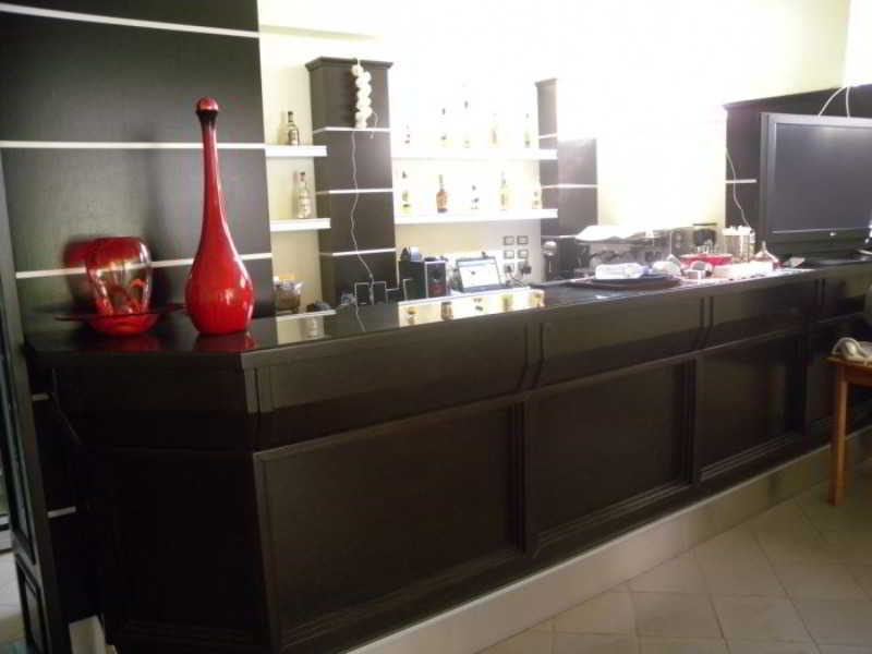 Hotel Aulona ساراندا المظهر الخارجي الصورة