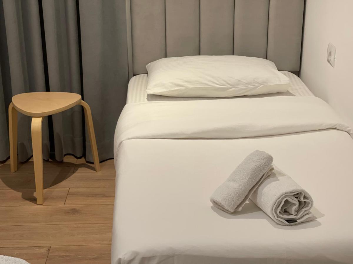 Hotel Aulona ساراندا المظهر الخارجي الصورة
