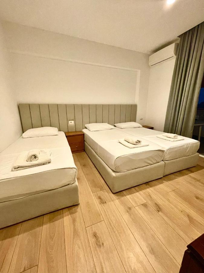Hotel Aulona ساراندا المظهر الخارجي الصورة