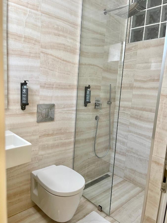 Hotel Aulona ساراندا المظهر الخارجي الصورة