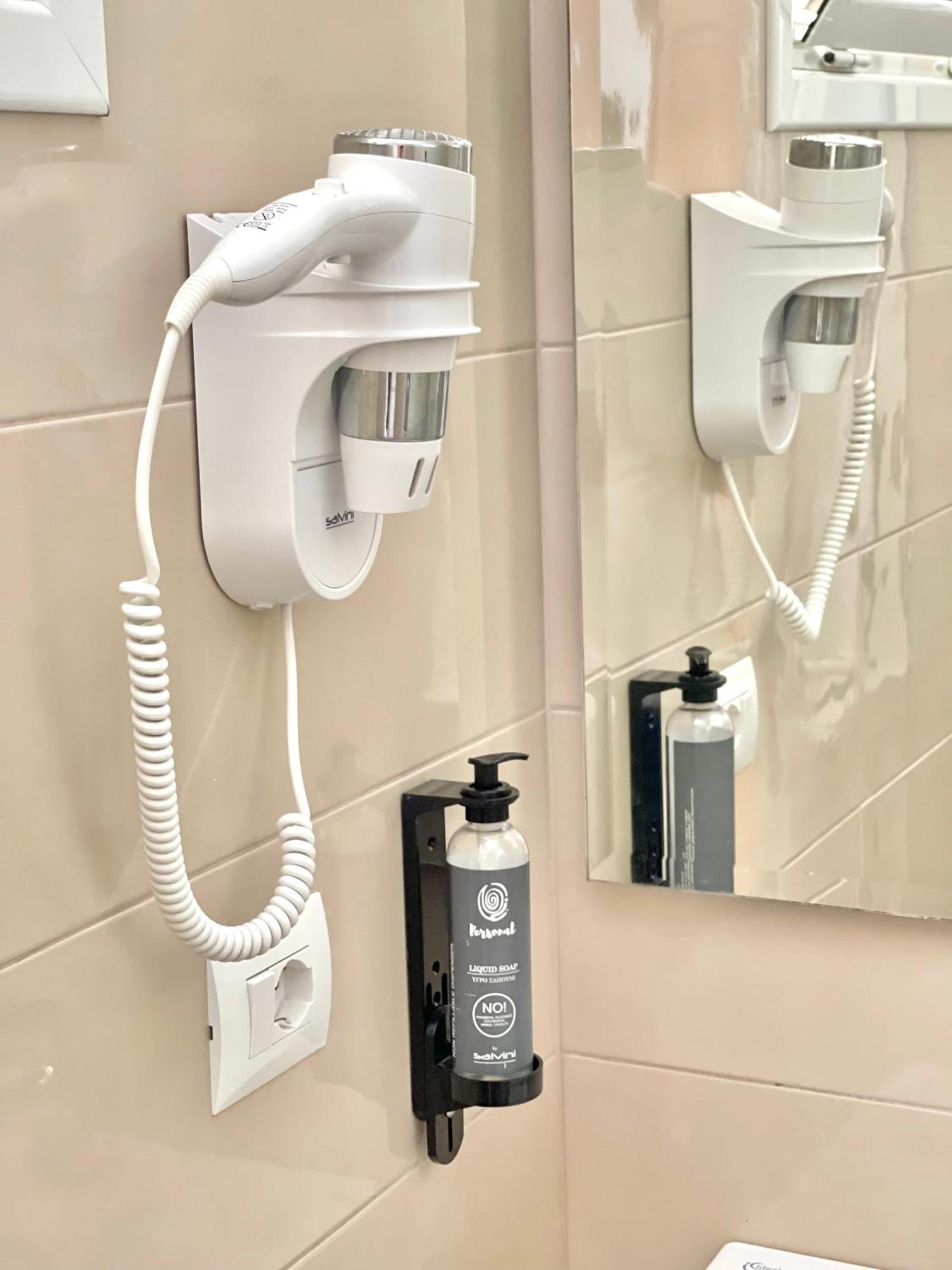 Hotel Aulona ساراندا المظهر الخارجي الصورة