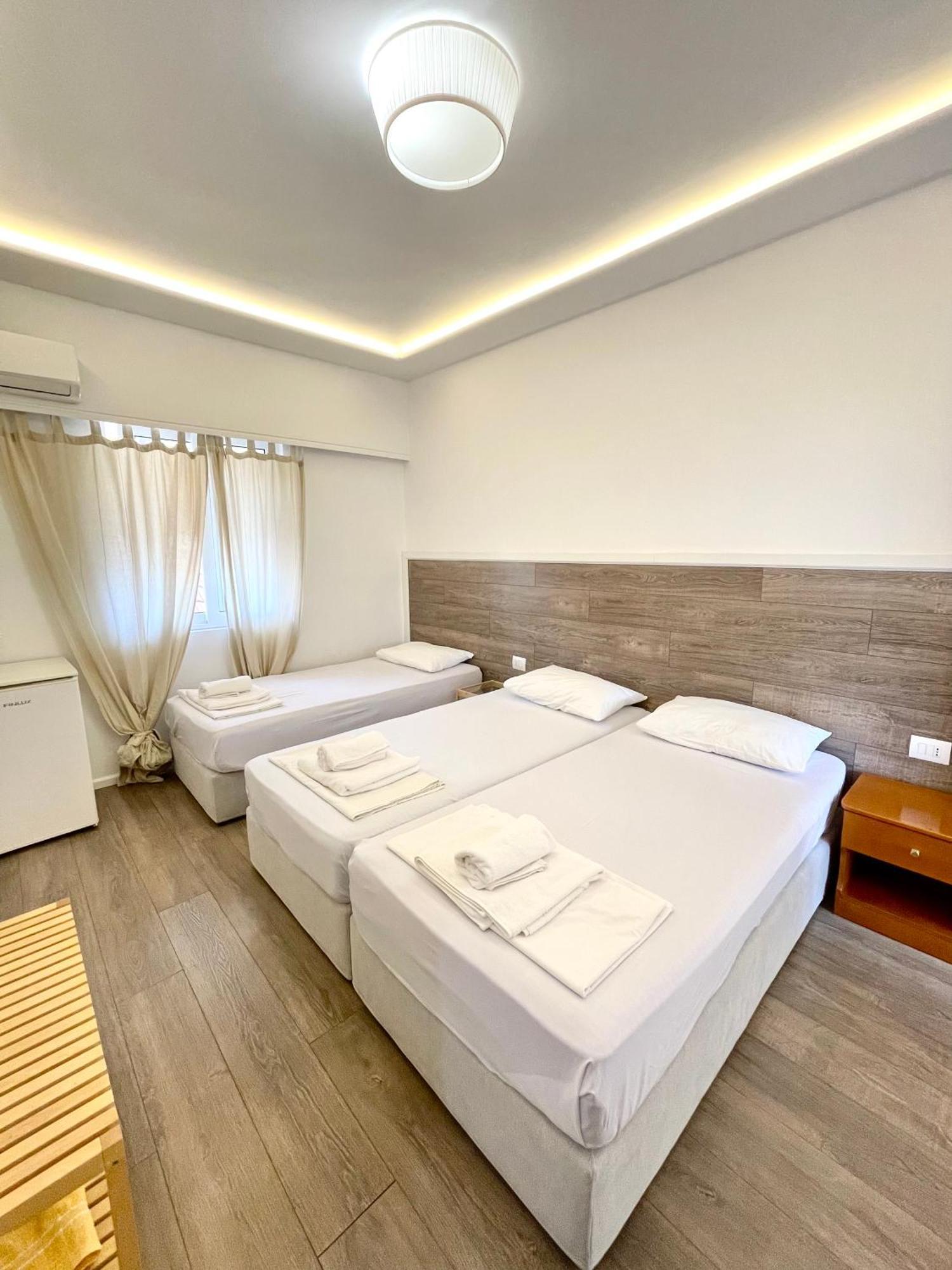 Hotel Aulona ساراندا المظهر الخارجي الصورة