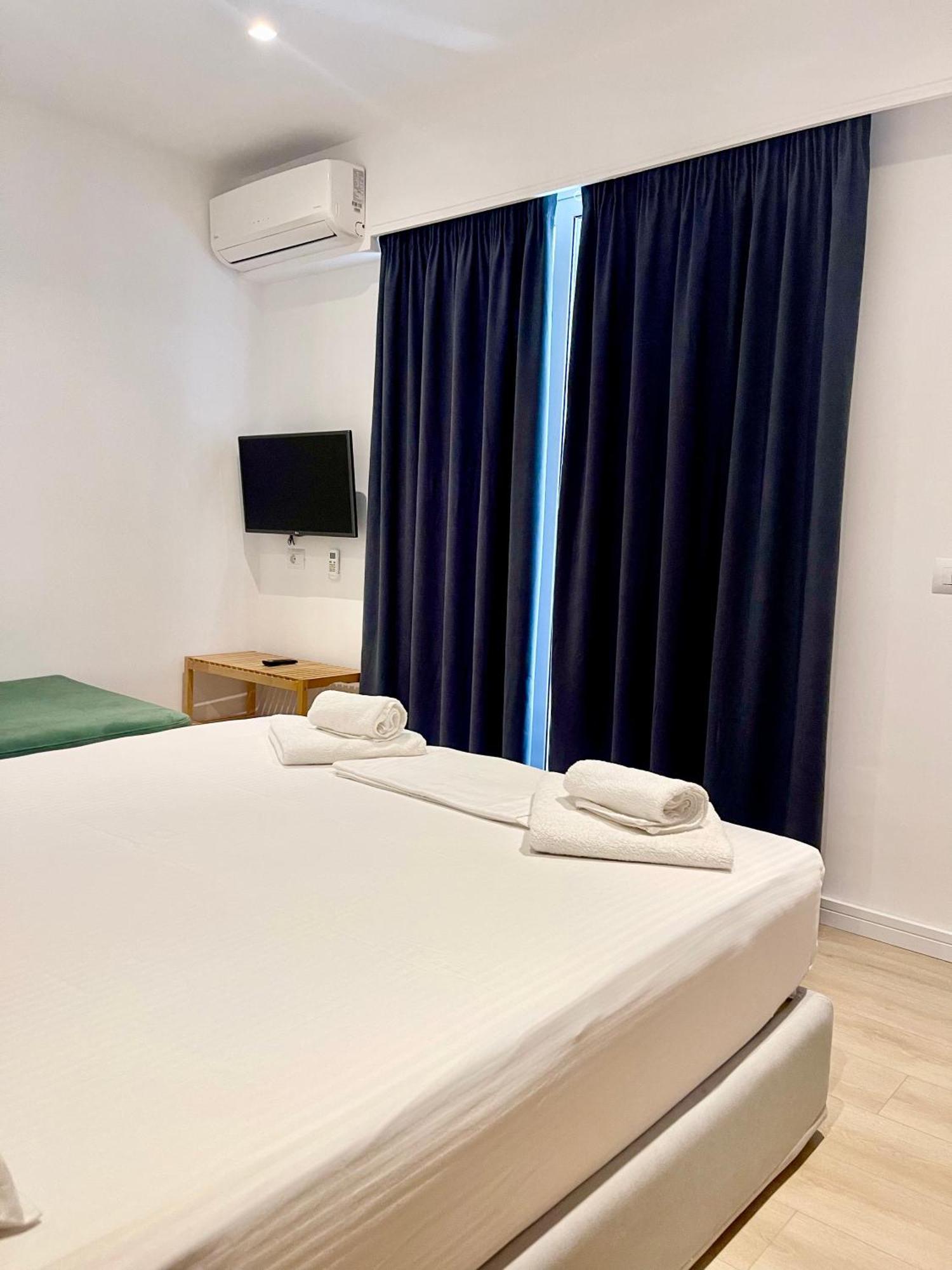 Hotel Aulona ساراندا المظهر الخارجي الصورة