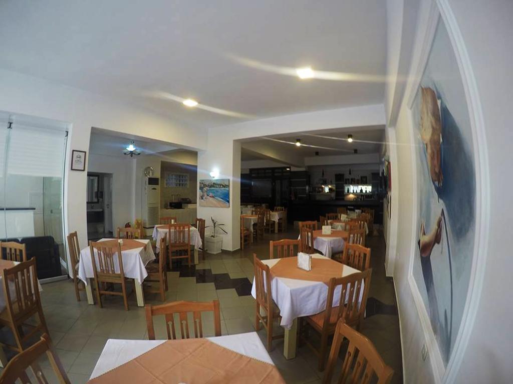 Hotel Aulona ساراندا المظهر الخارجي الصورة
